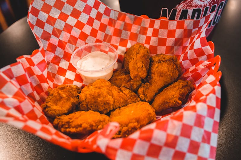 Garlic parmesan chicken wings eight piece